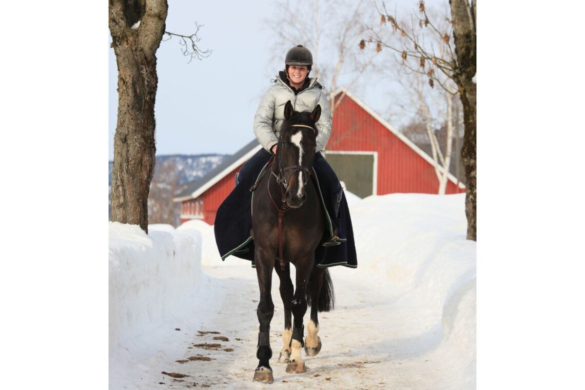 Winter Riding 5 Warmest Boots for Bone-Chilling Winter Horse Riding - Horse Rookie